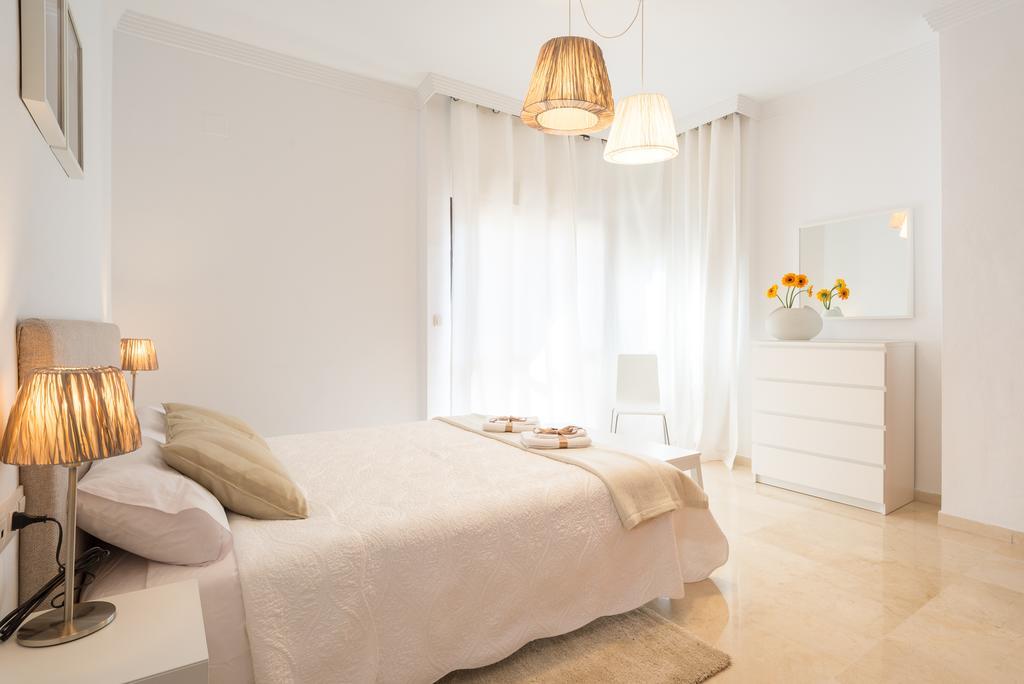 Colon12 Urban Apartment Málaga Extérieur photo