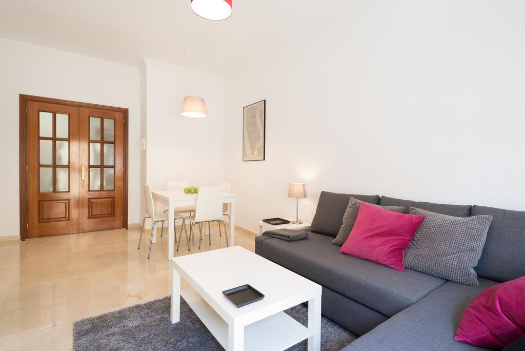 Colon12 Urban Apartment Málaga Extérieur photo