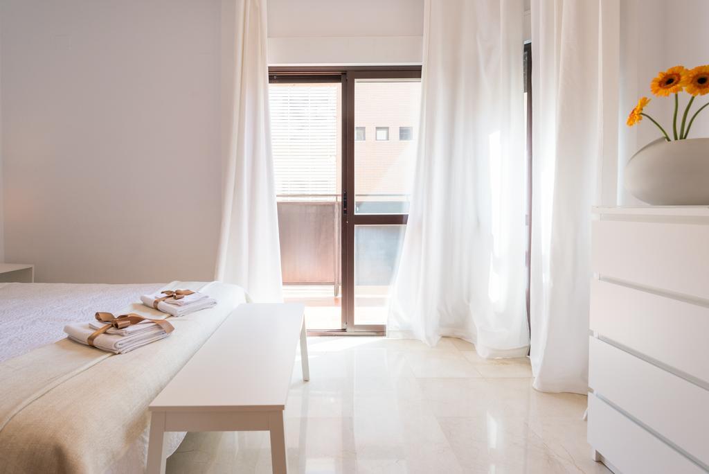 Colon12 Urban Apartment Málaga Extérieur photo