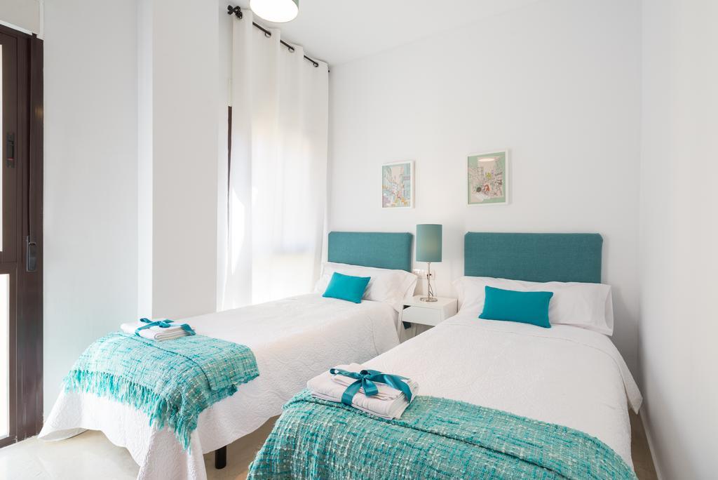 Colon12 Urban Apartment Málaga Extérieur photo